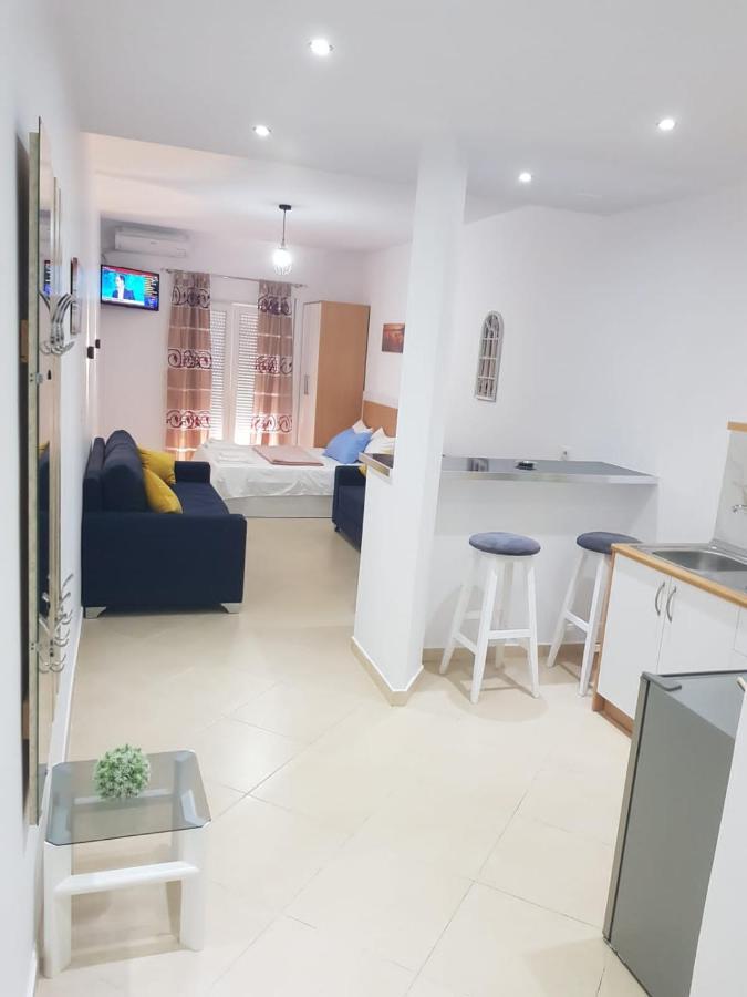 Studio By The Beach - Vlorë Exteriér fotografie